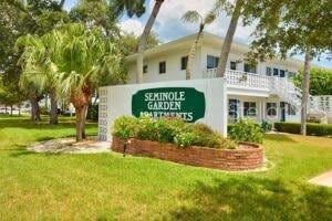 8525 111th St Unit 205, Seminole, FL 33772