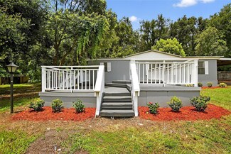 7333 23rd St, Zephyrhills, FL 33540
