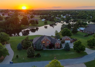 205 W Waterfront Dr, Tuttle, OK 73089
