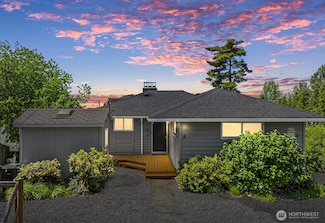 15330 40th Ave W Unit A & B, Lynnwood, WA 98087
