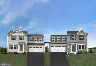 930 Raeann Dr, Greencastle, PA 17225