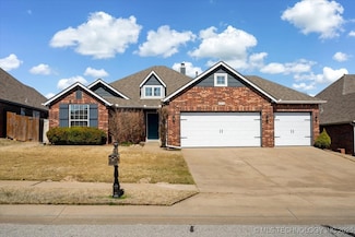 2316 W Quinton St, Broken Arrow, OK 74011