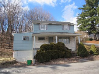 701 Yale St, Archbald, PA 18403