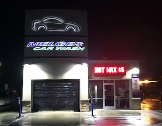 169 NW Barstow St, Waukesha, WI 53188