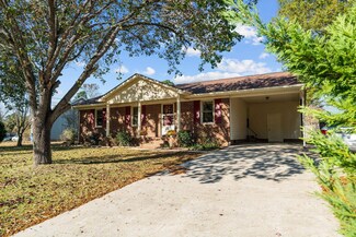 107 Gum St, Dunn, NC 28334