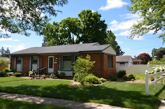 38605 W Ann Arbor Trail, Plymouth, MI 48170