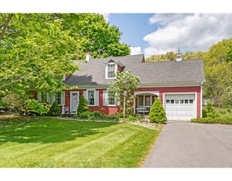 37 Wethersfield St, Rowley, MA 01969