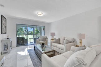 1055 Forest Lakes Dr Unit F203, Naples, FL 34105