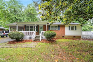 407 W 6th St, Siler City, NC 27344