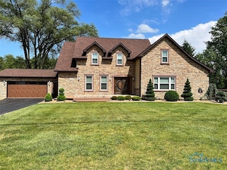 3525 Albon Rd, Maumee, OH 43537