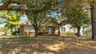 2790 N 376 Rd, Holdenville, OK 74848