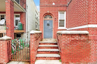 759 E 221st St, Bronx, NY 10467