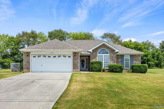 18493 Belmont Cir, Athens, AL 35613