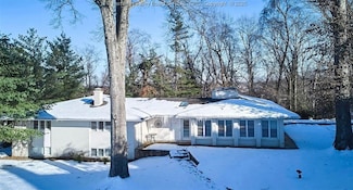 1619 Loudon Heights Rd, Charleston, WV 25314