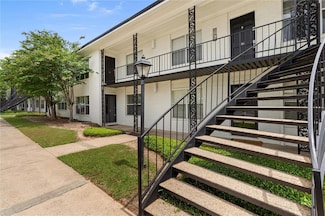 4009 Old Shell Rd Unit C 14, Mobile, AL 36608