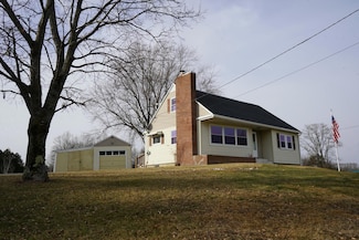 59 Old County Rd, Fairfield, ME 04937