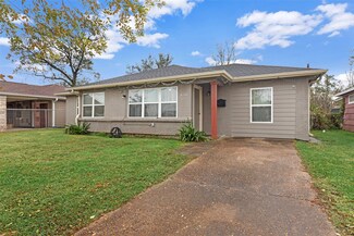 8530 Northton St, Houston, TX 77029