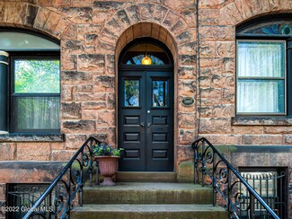 216 Lancaster St, Albany, NY 12210