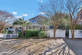22 Lagoon Dr, Wrightsville Beach, NC 28480