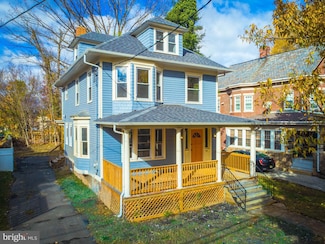 33 Hillcrest Ave, Trenton, NJ 08618