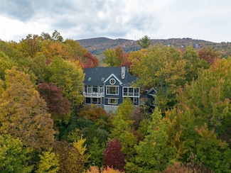 251 Toxaway Ct, Lake Toxaway, NC 28747