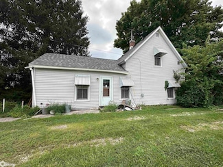 710 Hedge Ave, Burlington, IA 52601