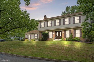 920 Carriage House Ct, Hershey, PA 17033