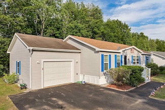 610 Benton Dr, Laconia, NH 03246