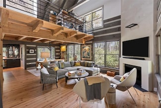 42 W Black Rock Cir, Highlands, NC 28741