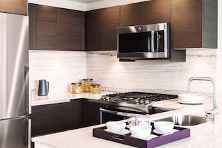 315 W 33rd St Unit 15C, New York, NY 10001