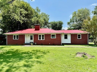 1217 Melrose St, Tullahoma, TN 37388