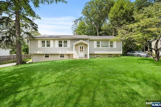 758 Koch Peak Ave, Township of Washington, NJ 07676