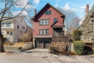 69 Taft Ave, Providence, RI 02906