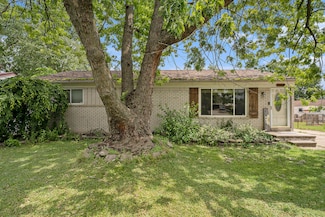 1143 S John Hix St, Westland, MI 48186