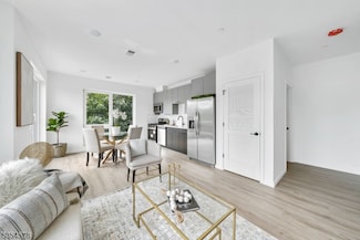 15 S 13th St Unit 505, Newark, NJ 07108