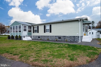 400 Allenbrook Ln, Reading, PA 19606