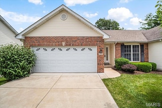 224 Fairgate Dr Unit 60A, Saint Peters, MO 63376