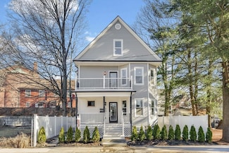 12 Capen St, Dorchester Center, MA 02124