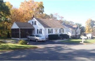75 Hobson St, Saugus, MA 01906