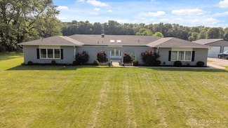 5881 Hunter Rd, Enon, OH 45323