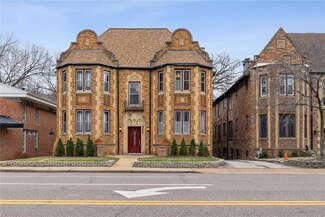 314 S Hanley Rd Unit 2S, Saint Louis, MO 63105