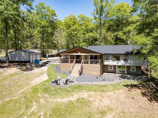 125 Mayo Rd, Covington, GA 30014