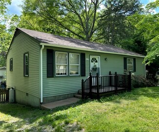 5227 Hemlock Rd, Quinton, VA 23141