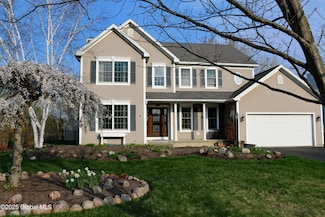 277 Longhouse Ln, Slingerlands, NY 12159