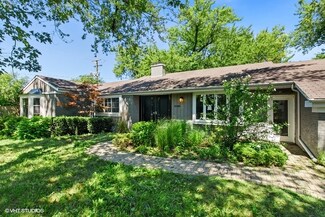 3180 Myrtle Pkwy, Northbrook, IL 60062