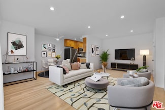 5468 Blackwelder St Unit 3, Los Angeles, CA 90016