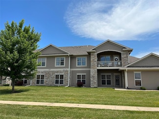 2403 NE Oak Dr Unit 6, Ankeny, IA 50021