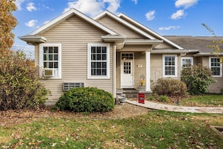 425 27th Ave Unit 29, Amana, IA 52203