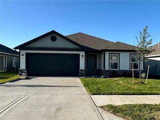 560 W Lanesfield St, Gardner, KS 66030