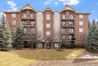 6675 S Cass Ave Unit 2D, Westmont, IL 60559